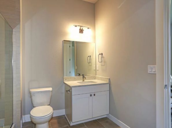 衛(wèi)生間裝修要選虹吸式還是直沖式馬桶？千萬別選錯(cuò)了！(圖4)