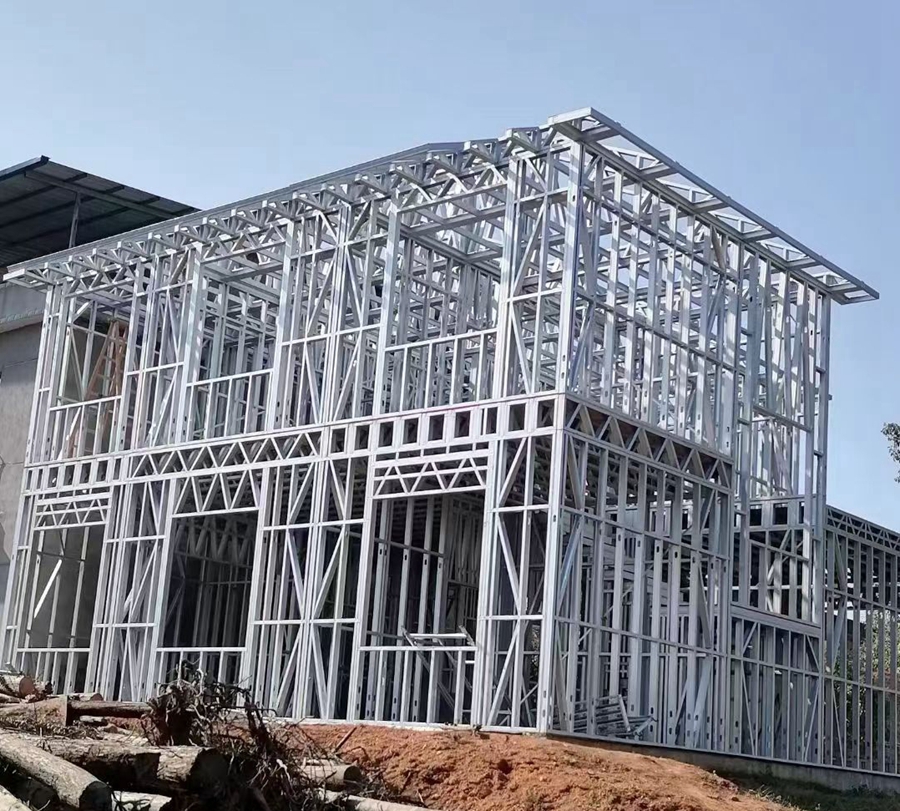 輕鋼別墅怎么固定在地基上？