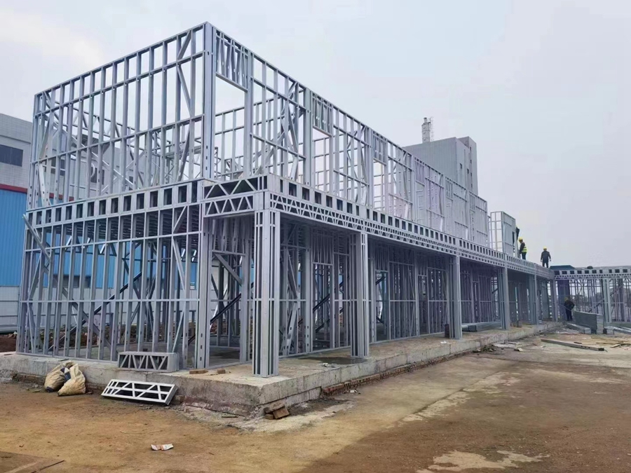 輕鋼房屋是否可以抵抗自然災害，如臺風和地震？